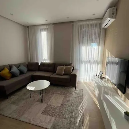 Apartment Travelexpress Market Tirana