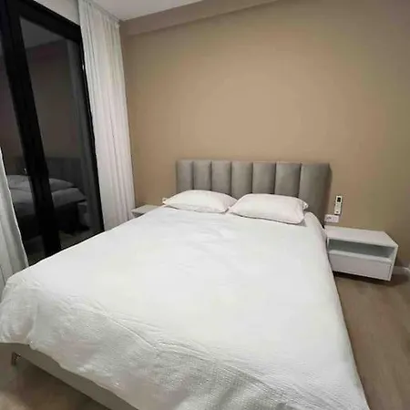 Travelexpress Market Apartman Tirana